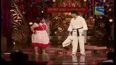 Watch COMEDY CIRCUS KA NAYA DAUR 26th NOVEMBER 2011 PART 5 Video
