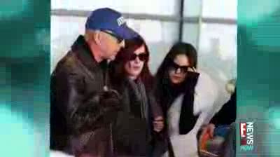 Watch Demis Girls Spend Thanksgiving With Dad Video