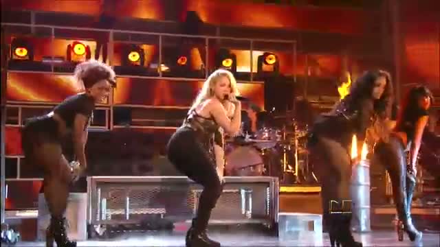 Watch Shakira - Loca (Latin Grammys 2011) HD Video