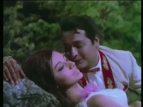 Watch Aakhome Qayamat - Kismat - Biswajeet and Babita Kapoor Video