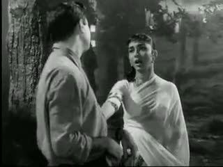 Watch Abhi Na Jao Chhod Kar Ke Dil Abhi Bhara Nahin from the movie Hum Dono -- Mohd Rafi - Asha Bhosle - Duet Video