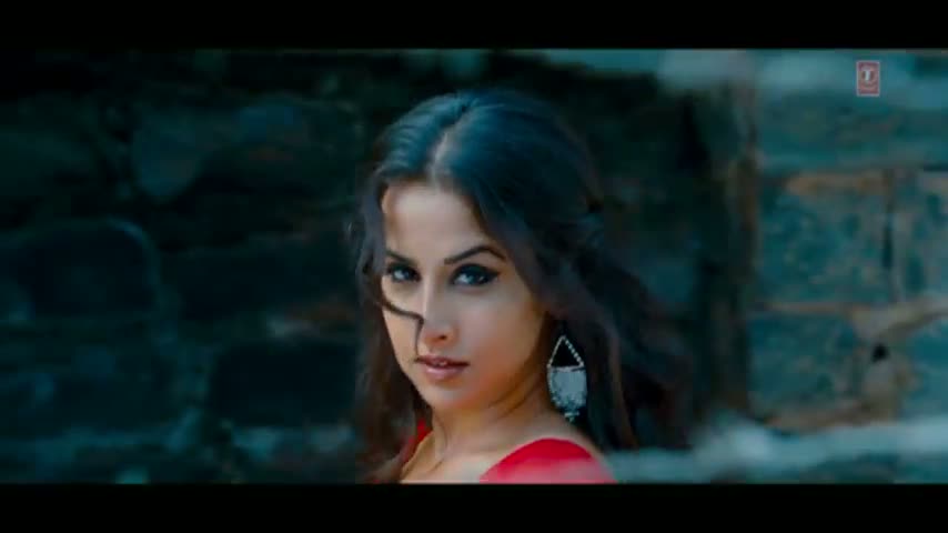Watch Honeymoon Ki Raat -  feat. Vidya Balan - From the movie - The Dirty Picture Video
