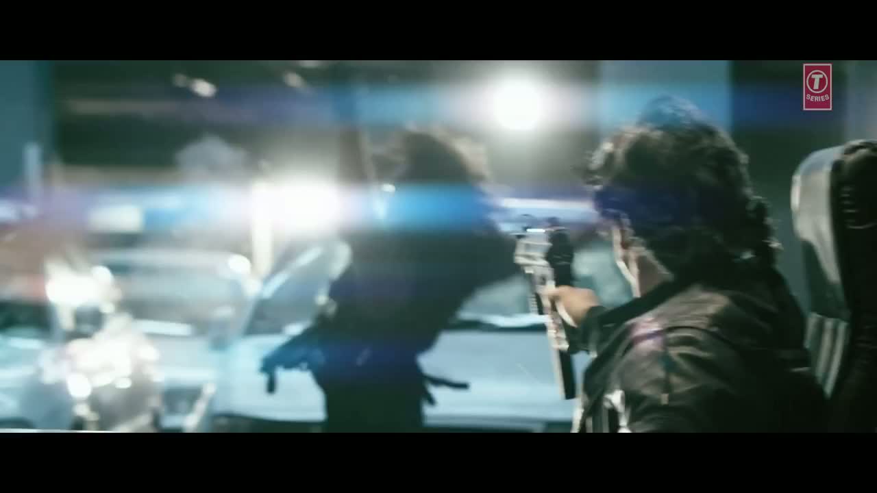 Watch Mujhko Pehchaanlo (Don 2) - feat. ShahRukh Khan Video