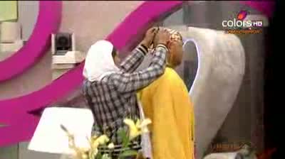 Watch Bigg Boss Season 5 - 13th December 2011 Part 2 Video