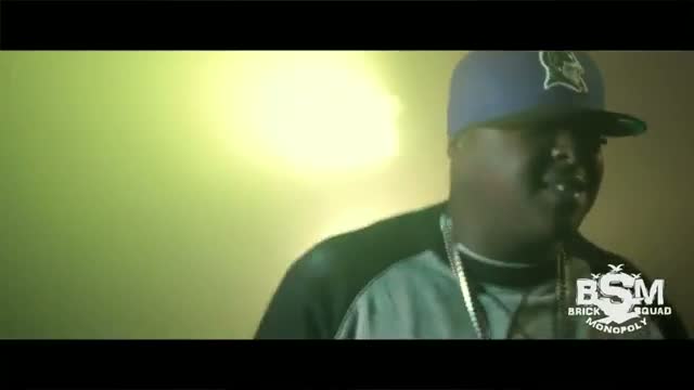 Watch Slim Dunkin Waka Flocka JadaKiss Styles P Lightz On Behind The Scenes (VLOG) Video