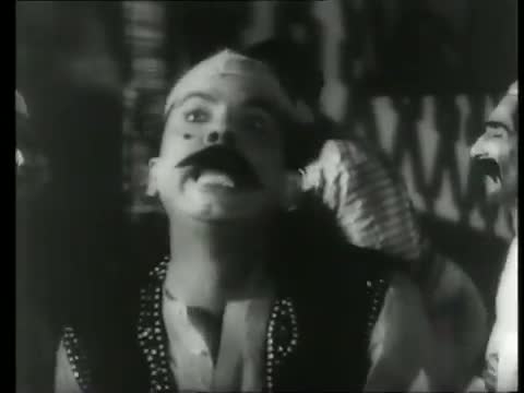 Watch Nazara Muje Kitne Chilman Se Maara - Dance Song - Baat Ek Raat Ki Video