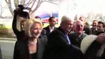 Watch Gingrich Bus Rolls Into Eastern Iowa Video