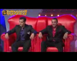 Watch Salman REFUSES to entertain Hrithik on Bigg Boss 5 grand finale Video