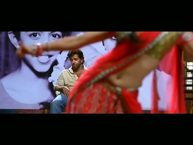 Watch Gun Gun Guna - Agneepath - The Official Song Video