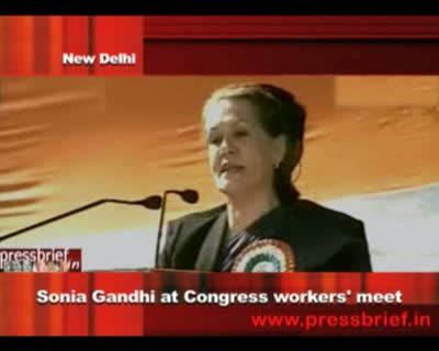 Watch Congress President Sonia Gandhi addresses Congress workers in New Delhi 16th December 2011 Video