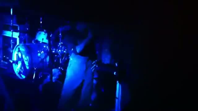 Watch Van Halen - Panama (Club Cafe Wha) Video