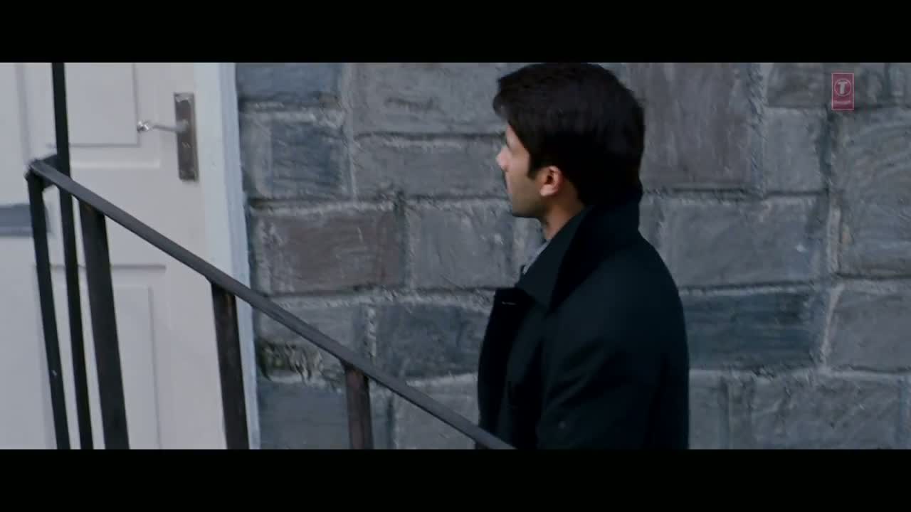 Watch Poore se zara sa kam hai - (Full Song) Mausam - Shahid Kapoor Video