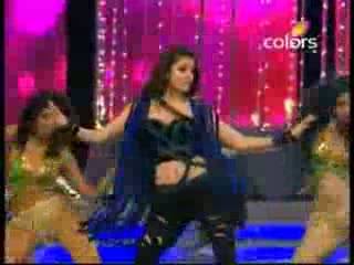 Watch Colors Screen Awards - Anuskhas sizzling dance Video