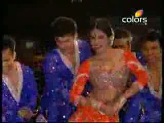 Watch Colors Screen Awards - Priyanka Express enthralls audience Video