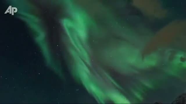 Watch Spectacular Aurora Borealis Display Video
