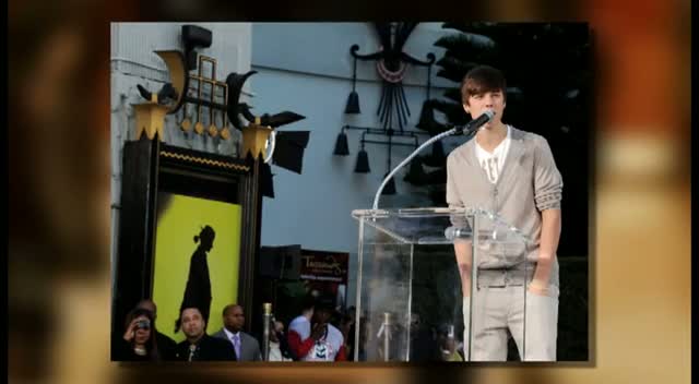 Watch Justin Biebers Performance At Michael Jackson Tribute Video