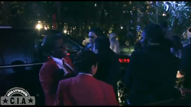 Watch Rihannas tribute to Michael Jackson Video