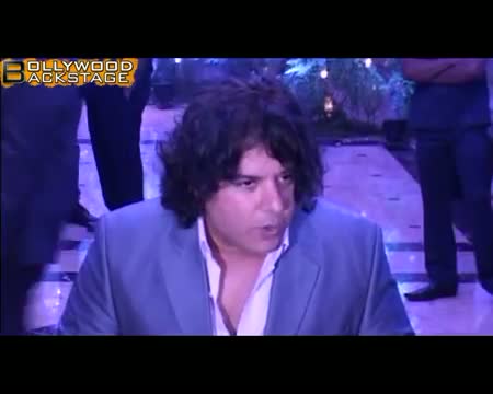 Watch Shahrukh Khan and Shirish Kunder PATCH UP Video