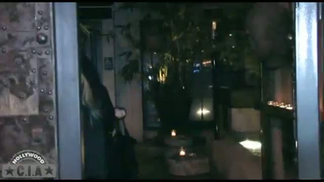 Watch Avril Lavigne, FCUK U Papparazzi Video
