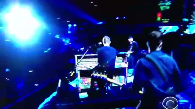 Watch 54th Grammy Awards 2012 - Coldplay ft. Rihanna, Princess of China / Paradise Video