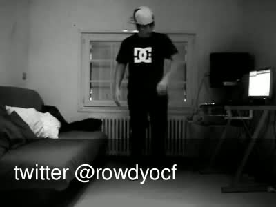 Watch Amazing Dance - Dubstep Dance Swody Insane!!! Video