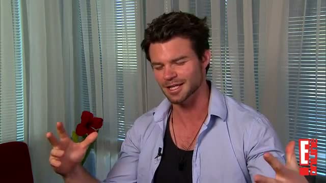 Watch "Vampire Diaries" Star to Play $exy Surgeon Video
