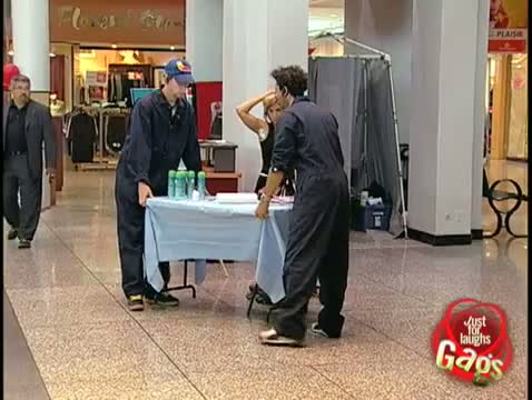 Watch Funniest Shaving Cream Prank Video
