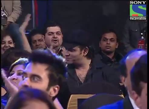 Watch Filmfare Awards - Best Playback Singer - Mohit Chauhan Video