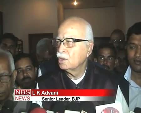 Watch Advani raps Coal Minister for President rule comment Video
