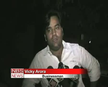 Watch Delhi constable commits suicide by shooting self Video