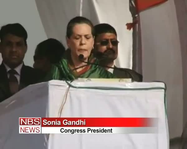 Watch Sonia Gandhi accuses political parties of Divide n Rule Video