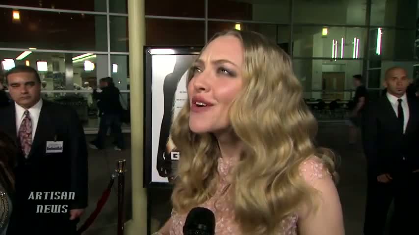 Watch AMANDA SEYFRIED GONE PREMIERE  Video