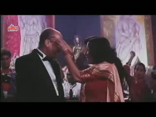 Watch Bole Bole Dil Mera Dole - Shola Aur Shabnam Ft. Govinda, Divya Bharati And Mohnish Behl HD Song Video