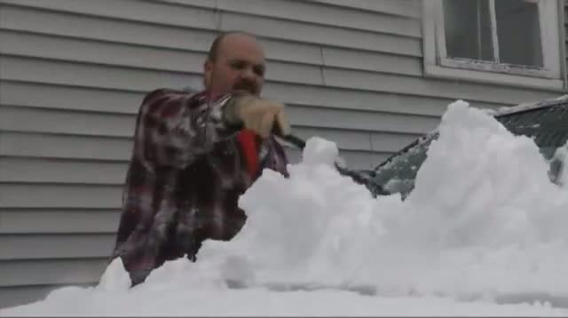 Watch Raw Video - Snow Dumps on Northeastern U.S. Video