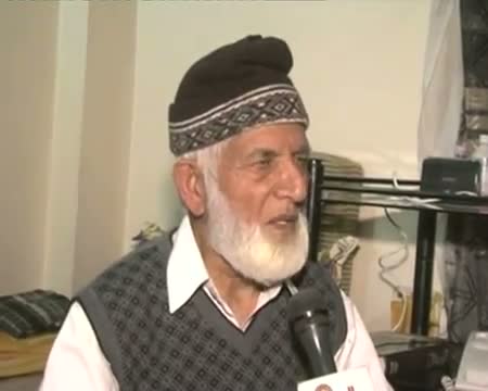 Watch Geelani denies links to Lashkar man Video