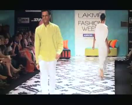 Watch LFW spells 'Wave of Joy' Video