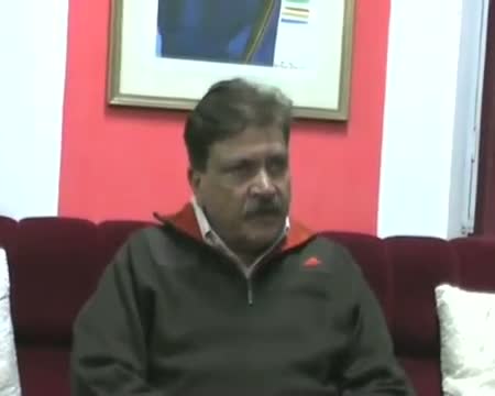 Watch Jat violence One killed, Judge's car set on fire Video