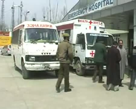 Watch 5 labourers from Bihar dies in road mishap in J&K Video