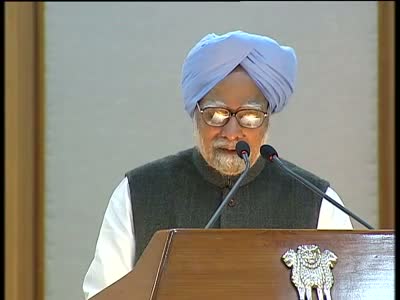 Watch PM releasing the HUNGaMA (Hunger and Malnutrition) Report in New Delhi on January 10, 2012. Video