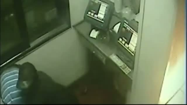 Watch Raw Video - Fla. 'dive-thru' Robbery Attempt Video