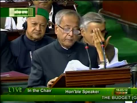 Watch Trying for FDI consensus in retail, says Pranab Video
