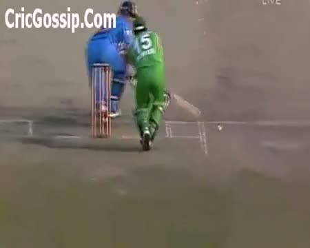 Watch Masterblaster Sachin Tendulkar's 100th International Hundred vs Bangladesh Asia Cup 2012 Video