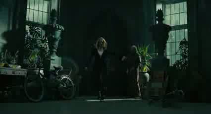 Watch Dark Shadows - Official Trailer [HD] Video