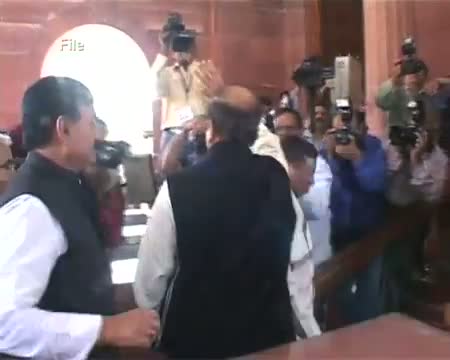 Watch Dinesh Trivedi resigns as Railway Minister Video