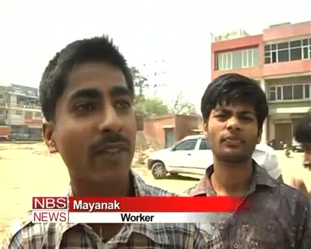 Watch Workers turn violent in Gurgaon Video