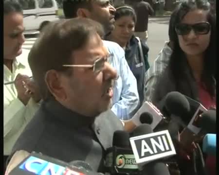 Watch Opposition slams Govt on alleged Coal Report Video