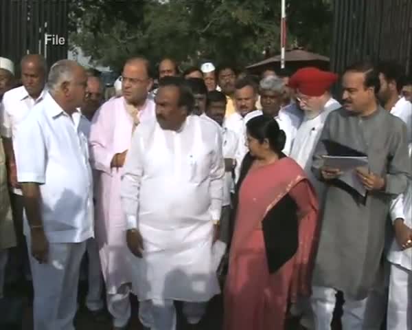 Watch All party meet on Lokpal Will there be consensus Video