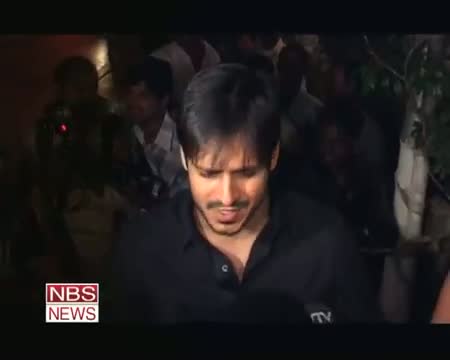 Watch Priyanka spotted at Kangana's birthday bash Video