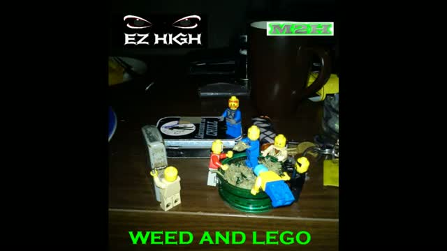 Watch EZ HIGH- WEED AND LEGO (M2HLIVE) Video