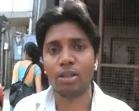 Watch Company owners cheat trainees in Noida Video